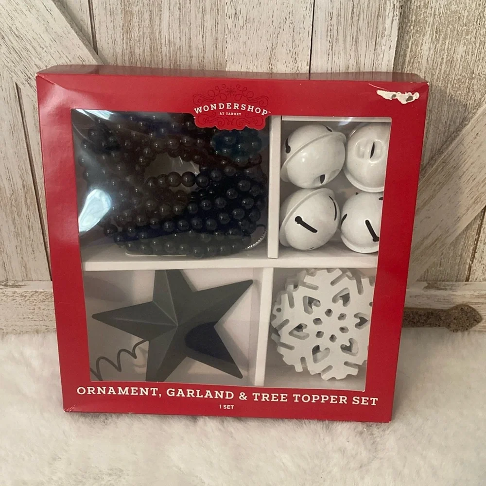 Target Wondershop Mini Ornament, Garland & Tree Topper Set